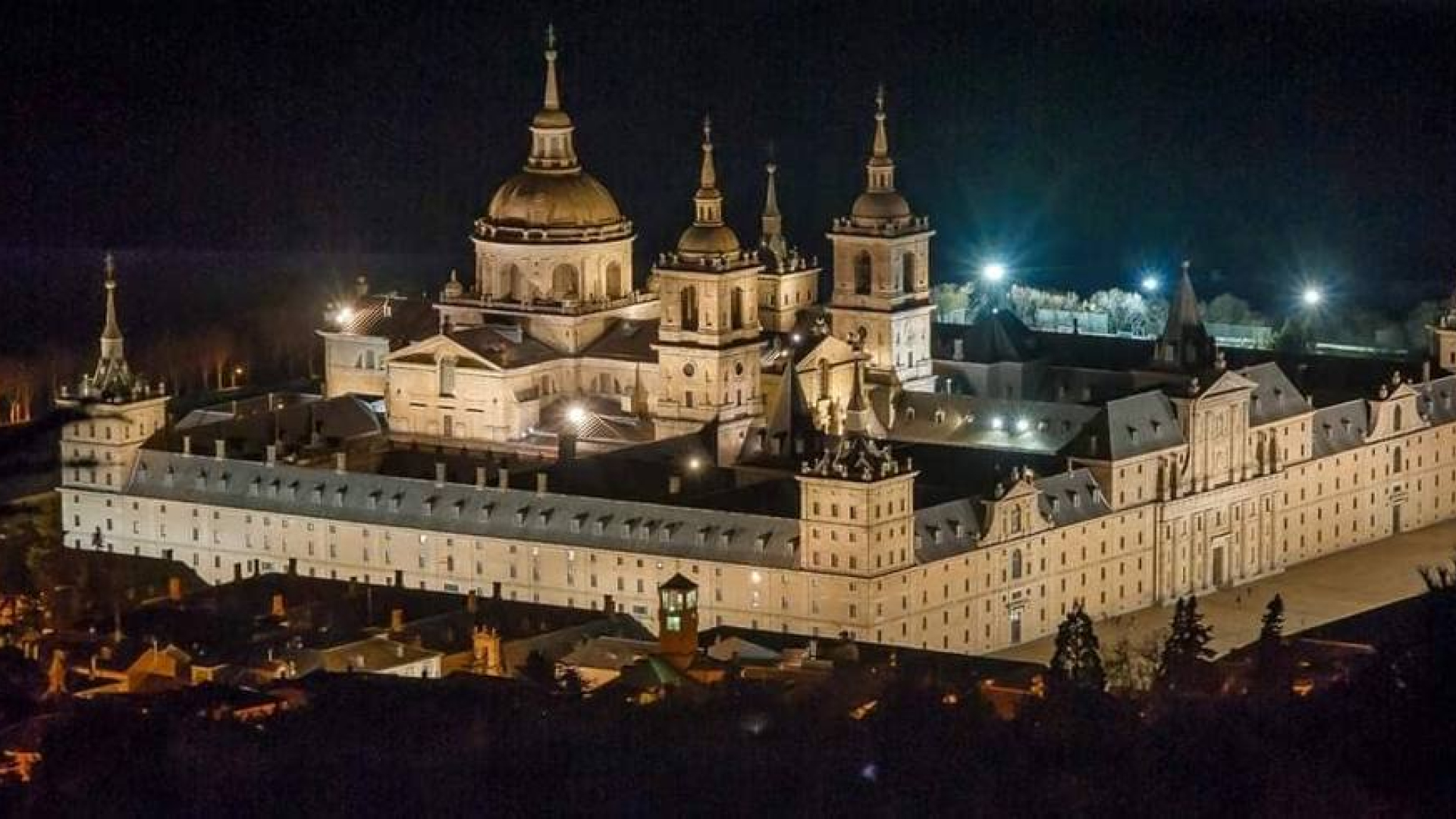 EL PAULAR, ARANJUEZ, EL ESCORIAL, VALLE DE LOS CAIDOS. 26-27 ABRIL