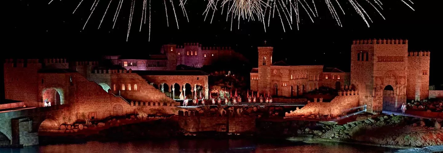 PUY DU FOU 16-17 MAYO